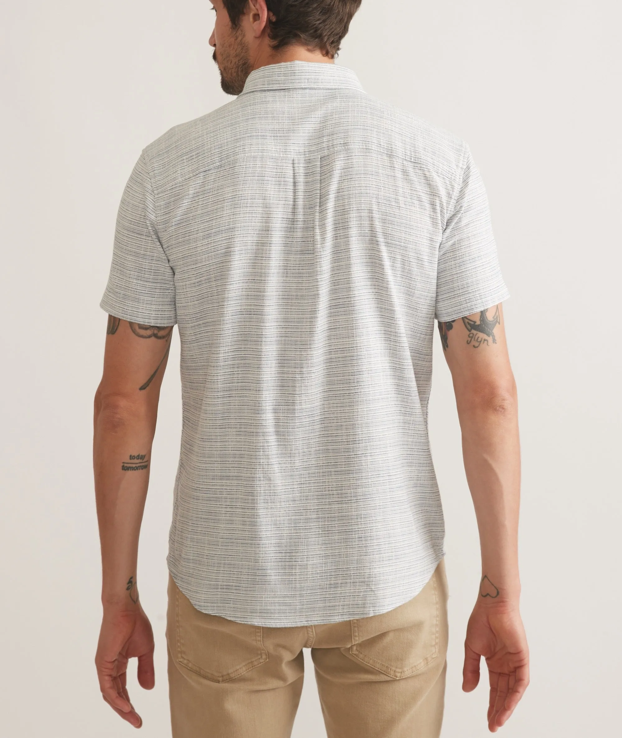 Marine Layer Stretch Selvage Short Sleeve Shirt in Blue Mini Stripe