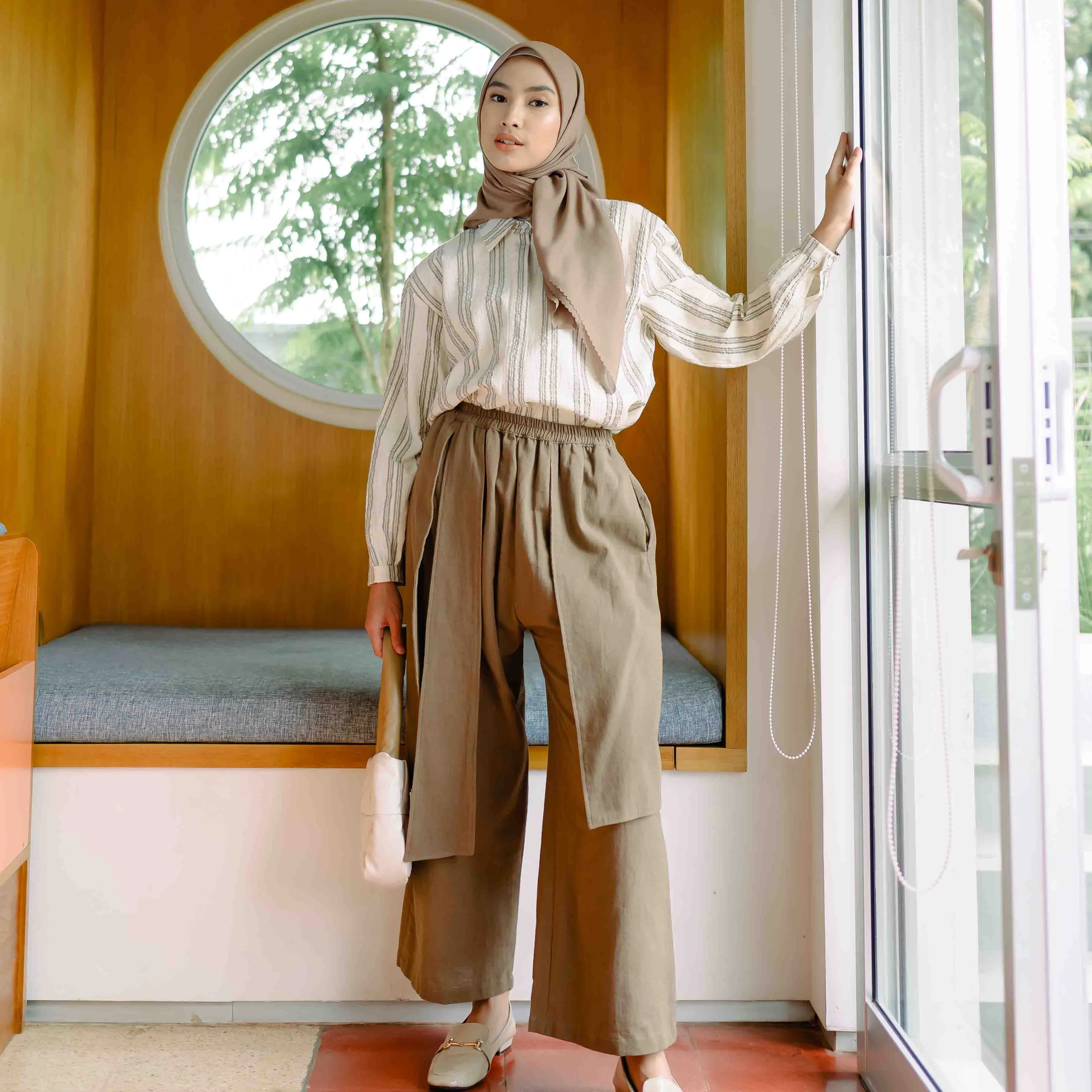 Theena Pants Soft Brown